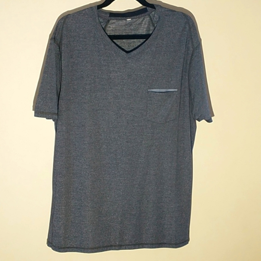 Lululemon Short Sleeve V-neck Pocket T-shirt